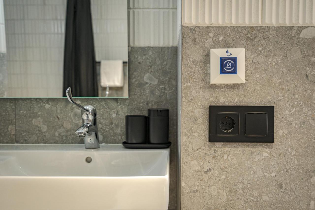 Style Suites By Olala Homes マドリード エクステリア 写真